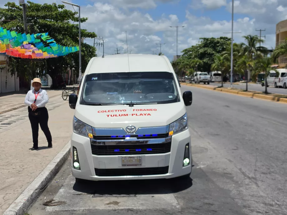 Colectivo, un punto di raccolta nel centro di Tulum