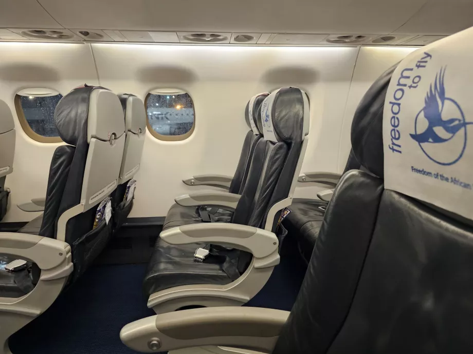 Sedili, Embraer 190