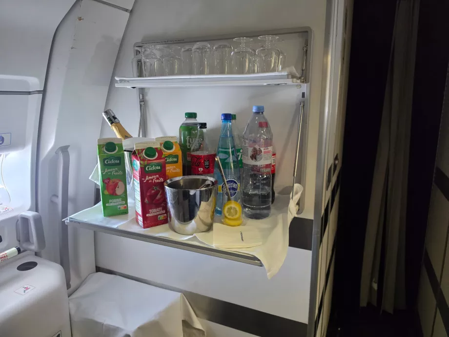 Bevande disponibili nella cucina di bordo durante il volo