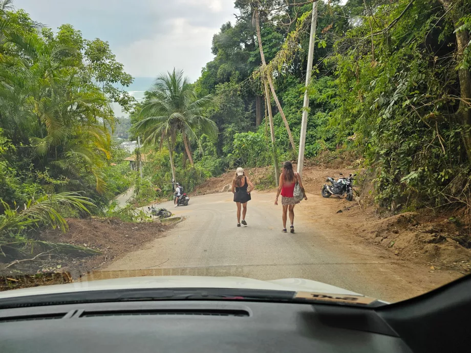 Collina ripida - la strada per le pietre di sovrapposizione