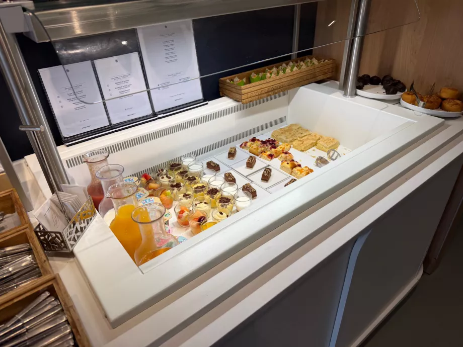 Cibi disponibili nella sala d'attesa