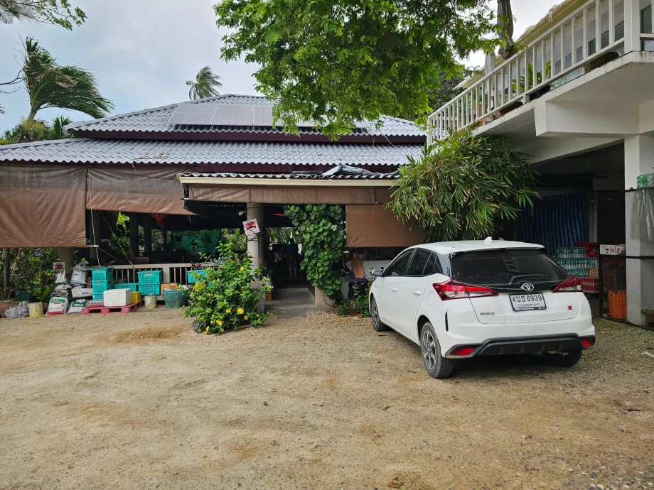 Spiaggia Coral Cove, parcheggio per auto