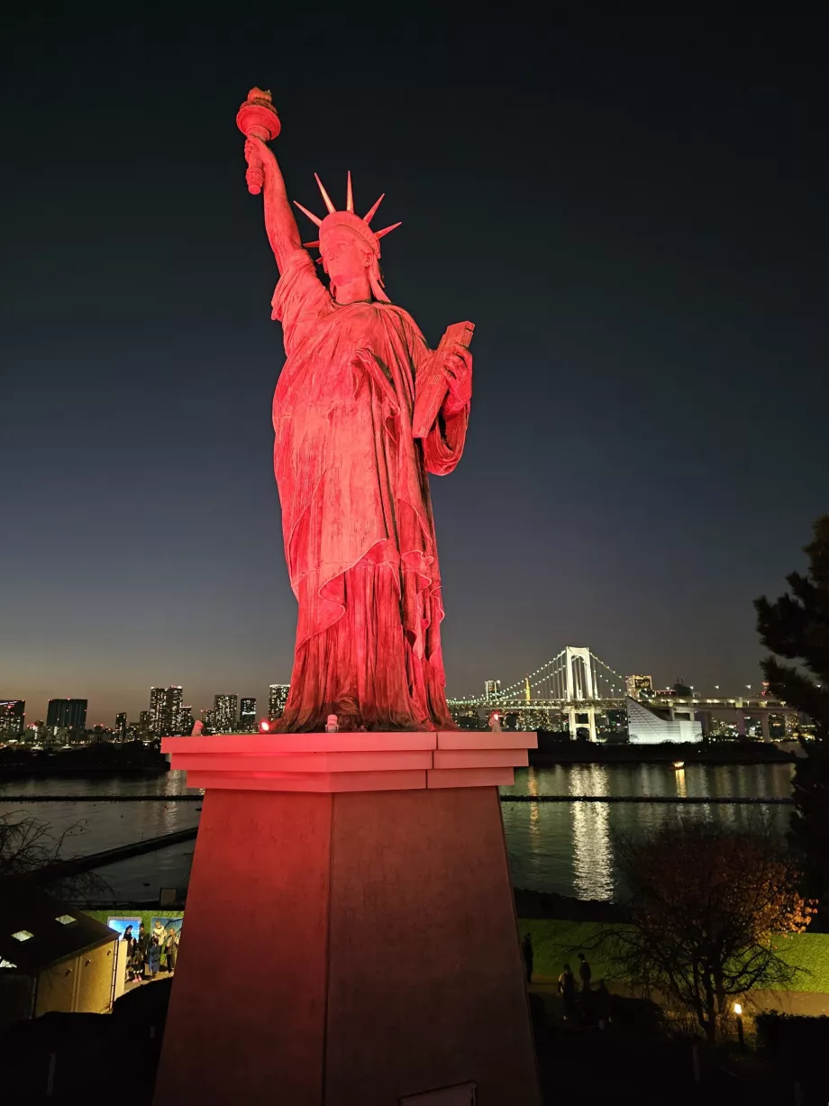 Statua della Libertà Odaiba