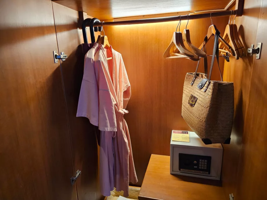 Accappatoi e cassaforte