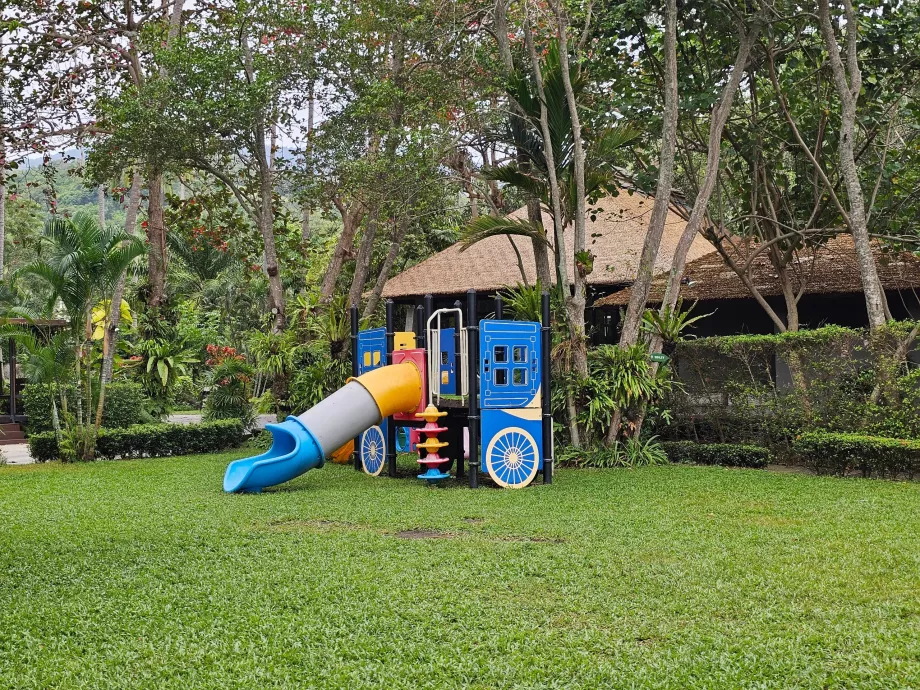 Piccolo parco giochi per bambini
