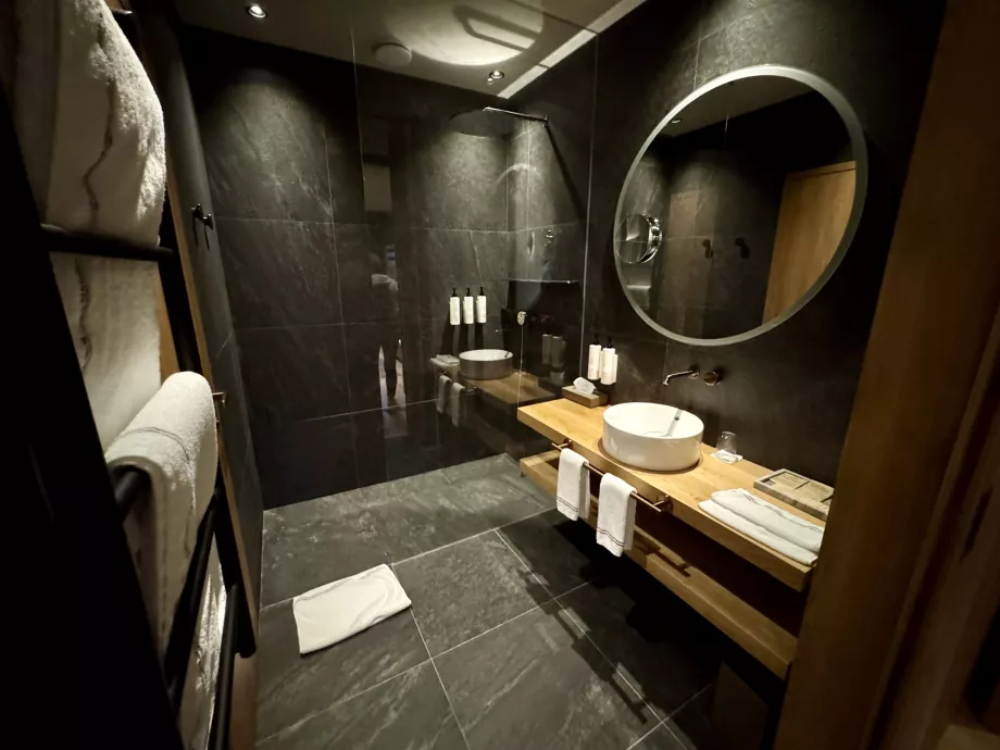 Primo bagno con doccia
