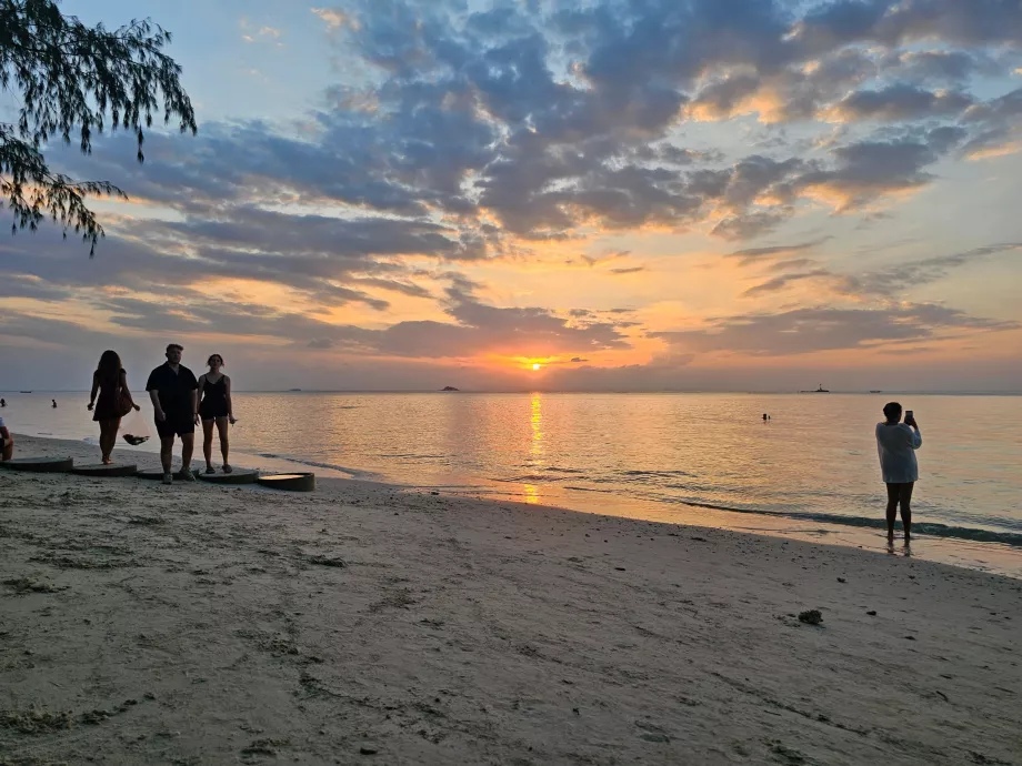 Tramonto alla spiaggia Zen