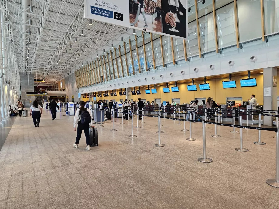 Sala partenze dell'aeroporto di Quebec City