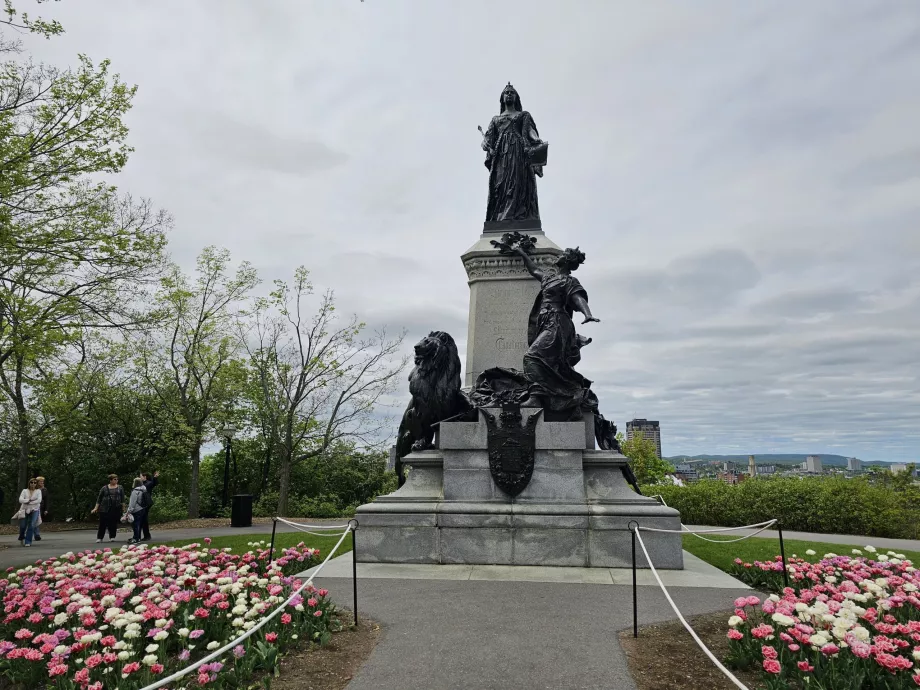 Statua della Regina Vittoria