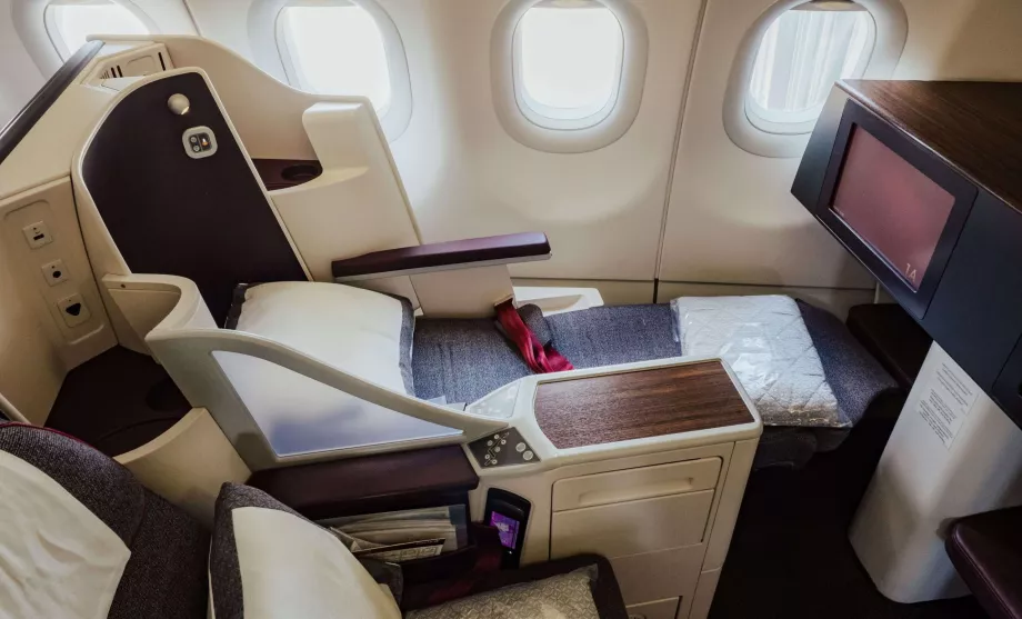 Letto matrimoniale in classe business Qatar Airways