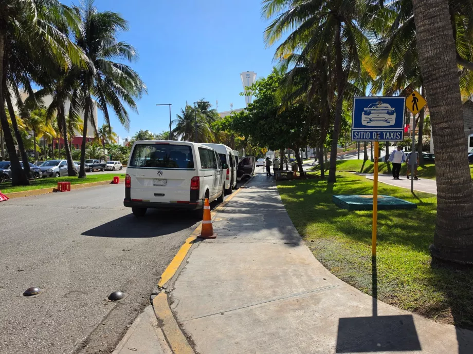 Stazione dei taxi a Punta Cancún