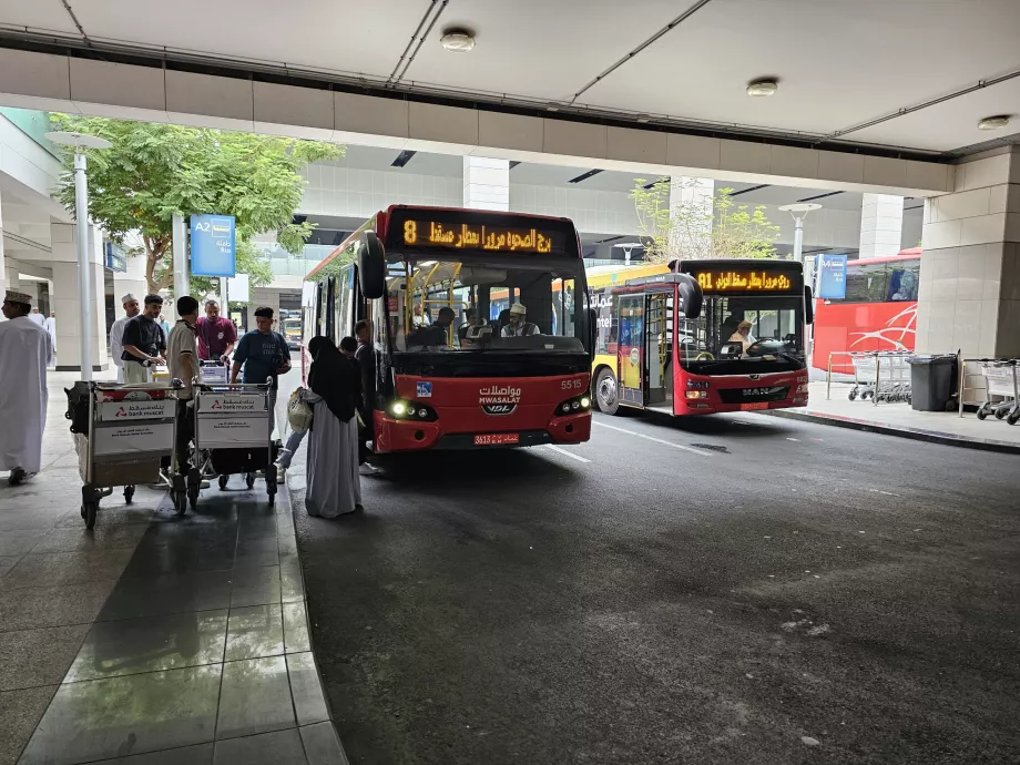 Autobus delle linee 8 e A1