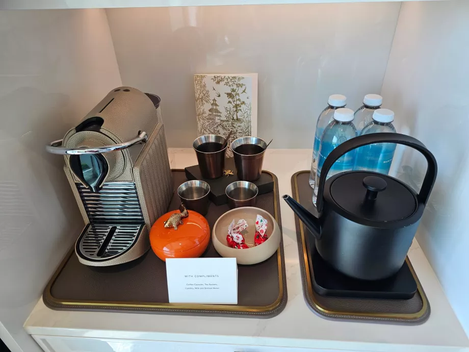 Caffettiera e bollitore