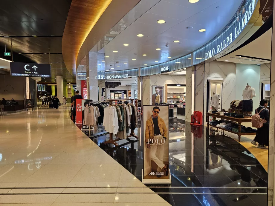 Negozi di moda, zona di transito