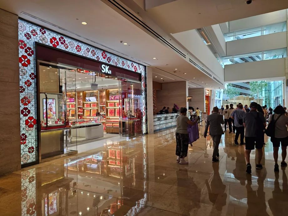 Negozi nella hall dell'hotel