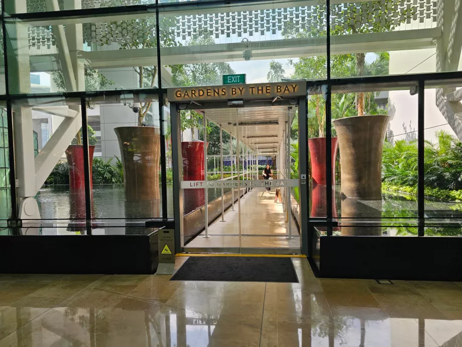 Uscita da Gardens by the Bay