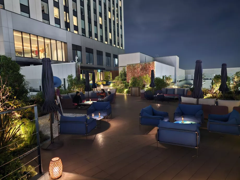 Terrazza esterna del ristorante Gallery 11