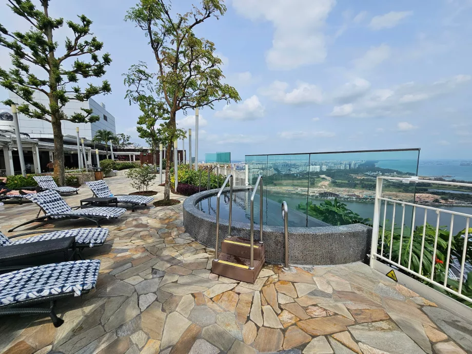 Vasca idromassaggio sul tetto