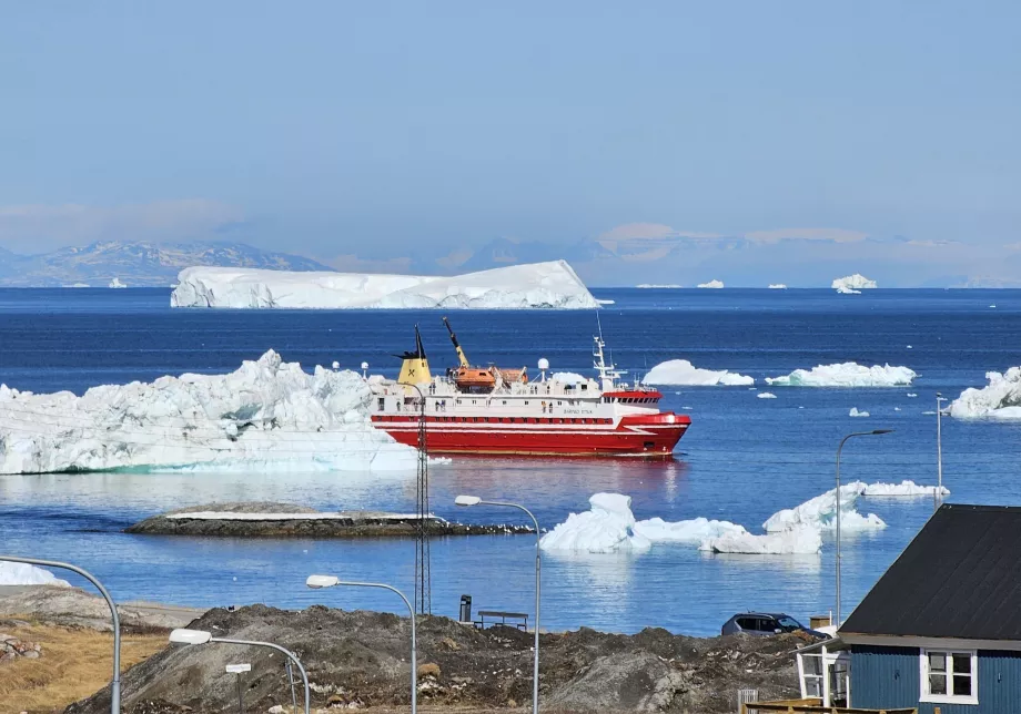 Arrivo del traghetto a Ilulissat