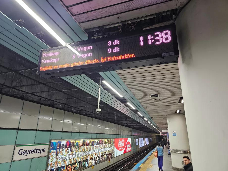 Informazioni sull'arrivo della metropolitana