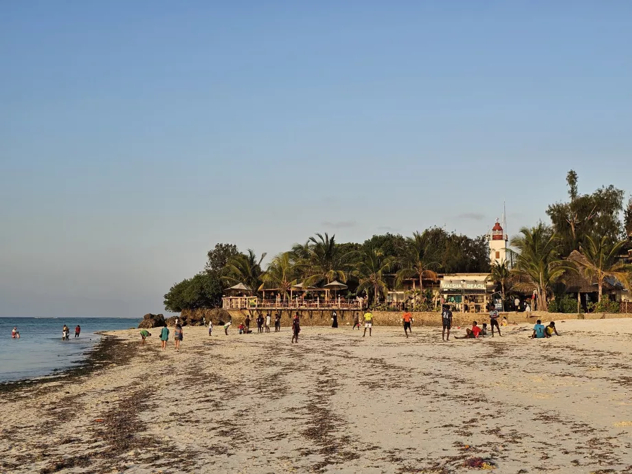 Nungwi, Spiaggia di Maisha