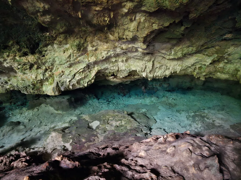 Grotta di Kuza