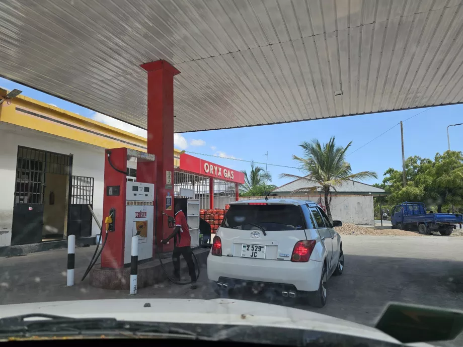 Stazione di pompaggio con operatore
