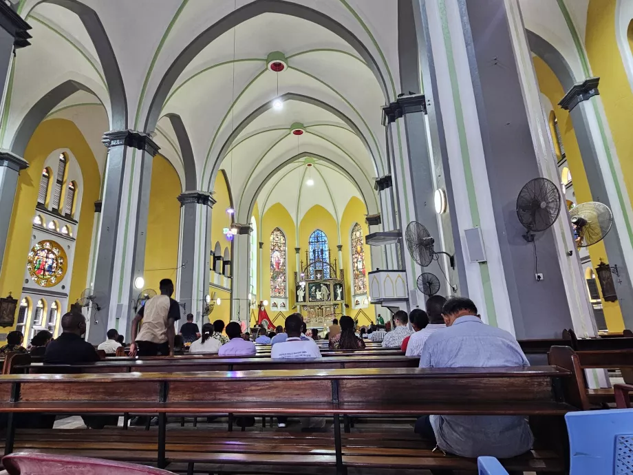 Interno della Cattedrale di San Giuseppe