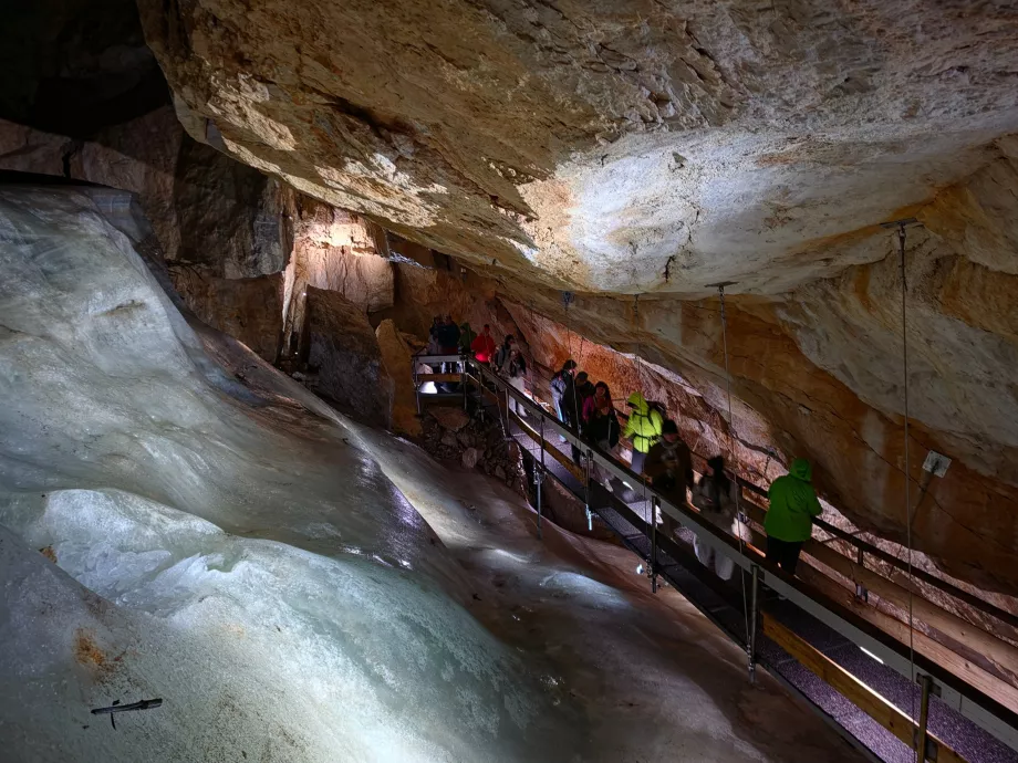 Grotta di ghiaccio