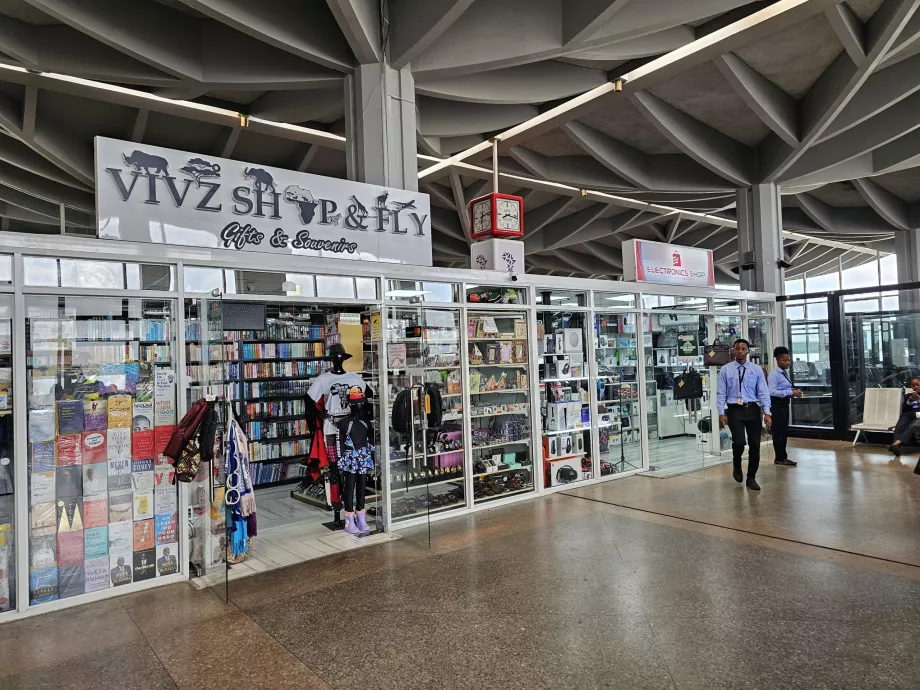 Negozio di souvenir, zona di transito, terminal 2