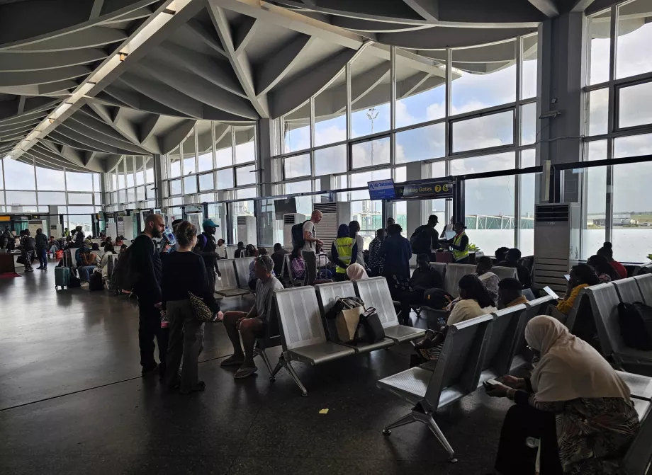 Cancelli di partenza, Terminal 2