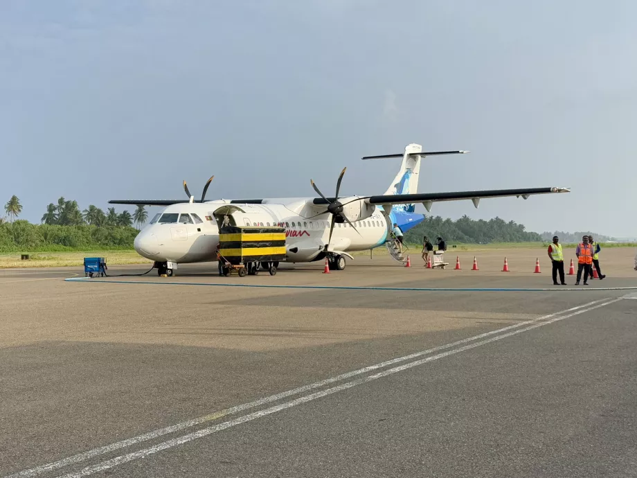 Aereo maldiviano ATR-72 a Kooddoo GKK