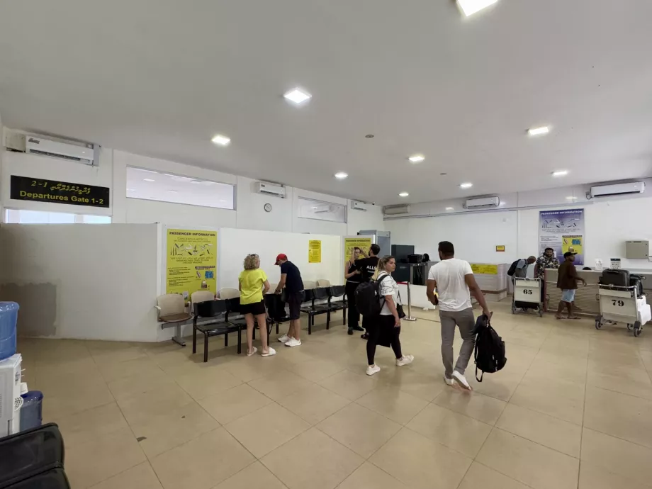 Partenze e check-in Kooddoo GKK