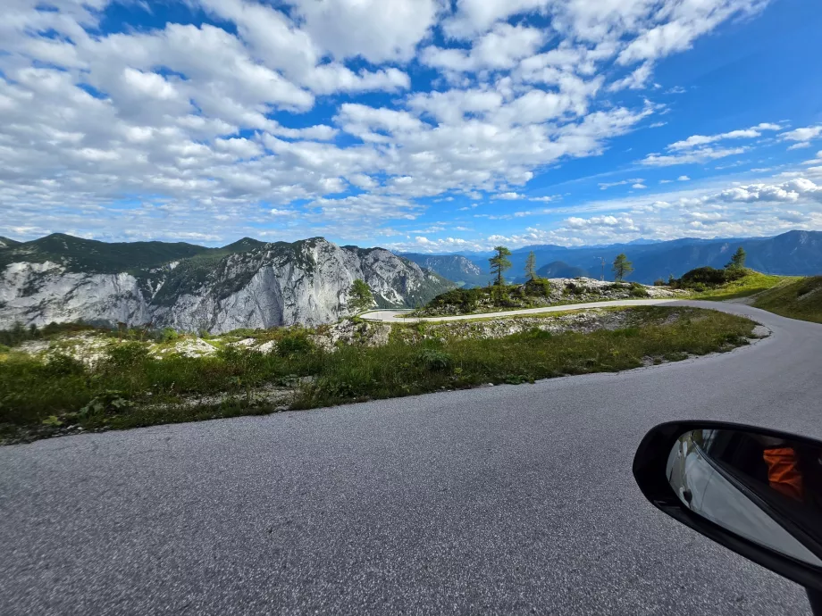 Un giro in auto lungo la Loser Mautstrasse