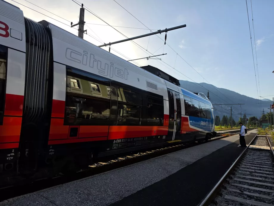 Treno per Hallstatt