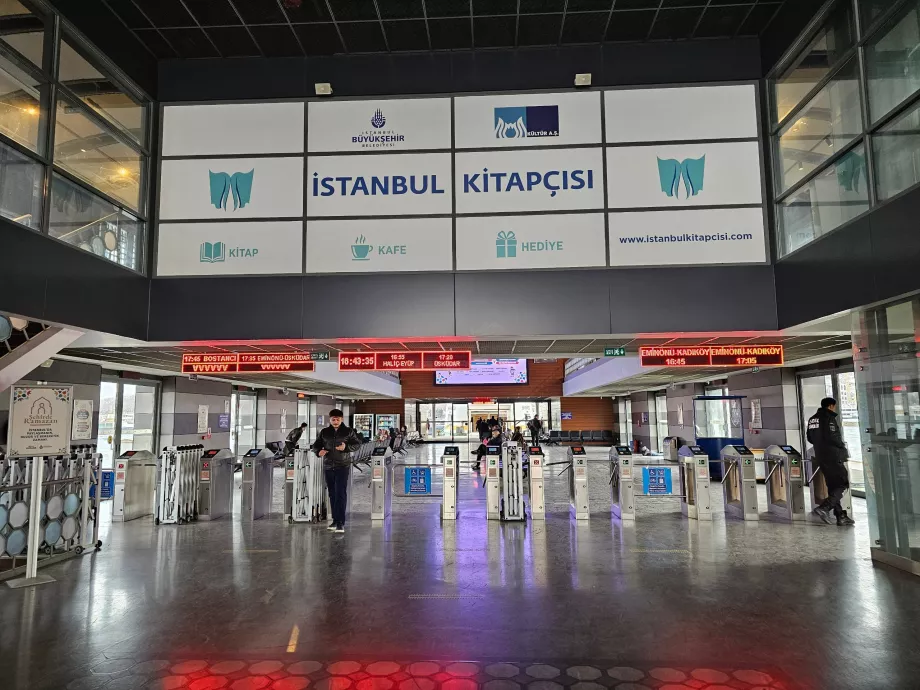 Porto dei traghetti di Karaköy