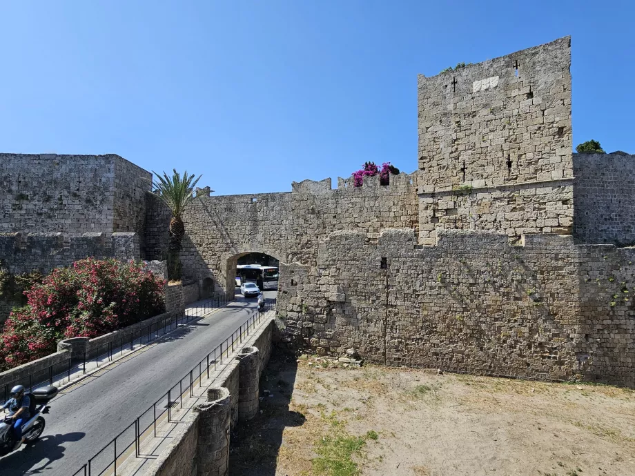 Le mura della città vecchia