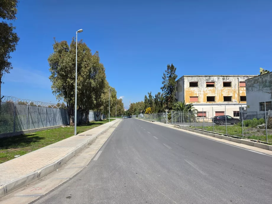 Percorso a piedi dal terminal alla stazione ferroviaria