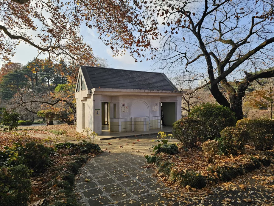 Giardino nazionale di Shinjuku Gyoen, toilette gratuita