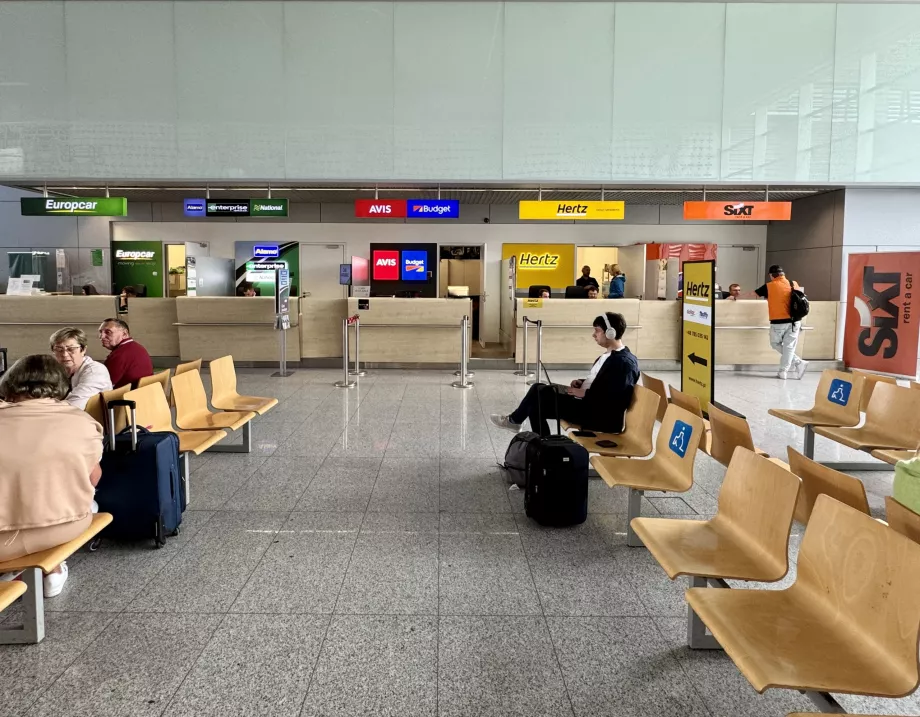 Noleggio auto all'aeroporto di Poznan