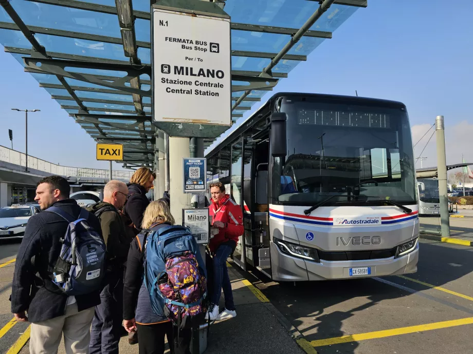 Direzione autobus Milano Centrale