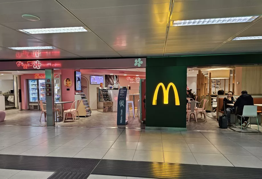 McDonald's, area pubblica