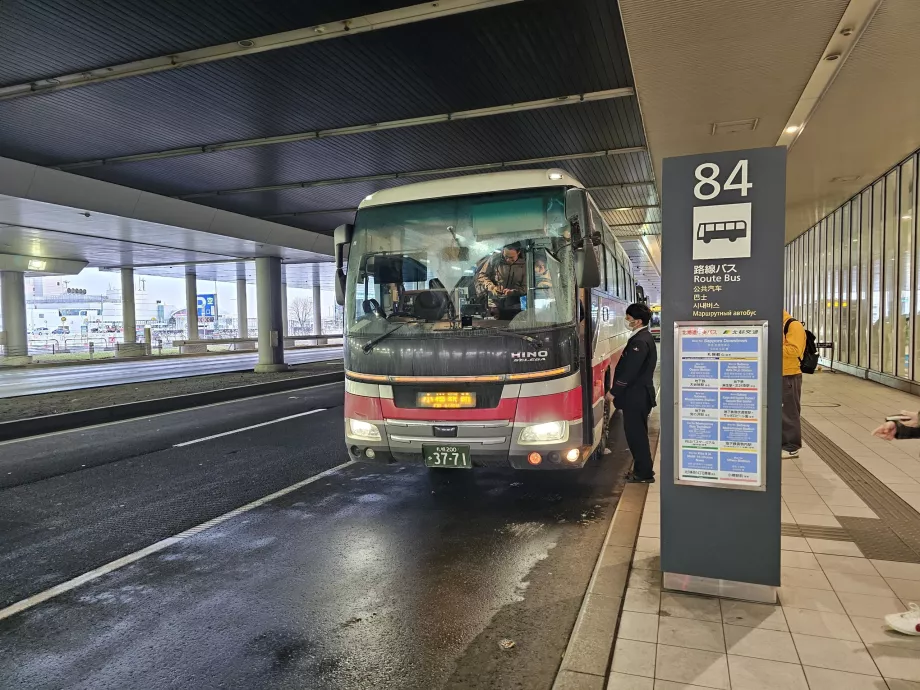 Autobus dall'aeroporto al centro di Sapporo