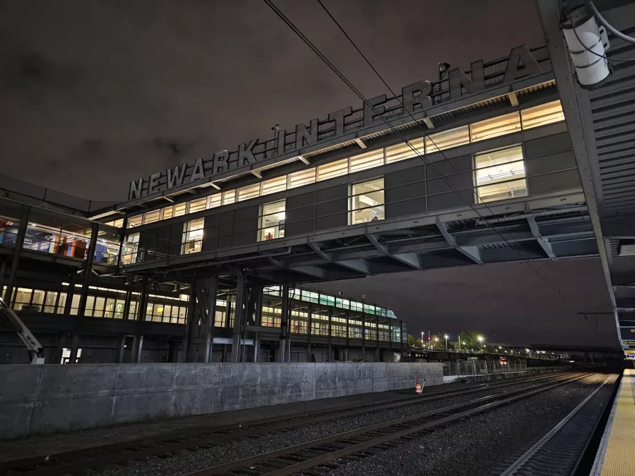 Stazione ferroviaria di Newark