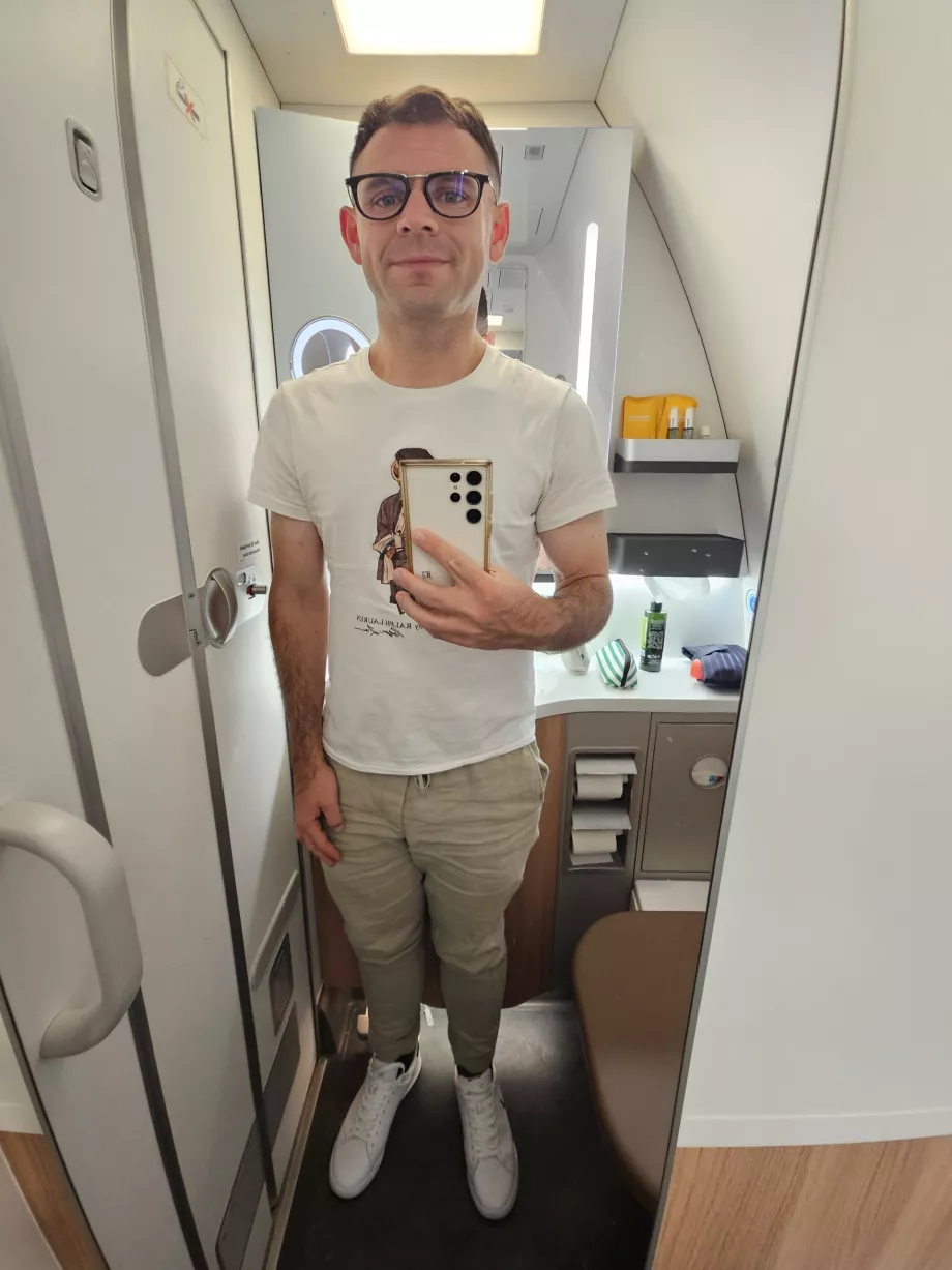 Christopher sul gabinetto