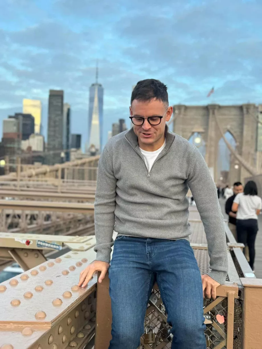 Io sul ponte di Brooklyn