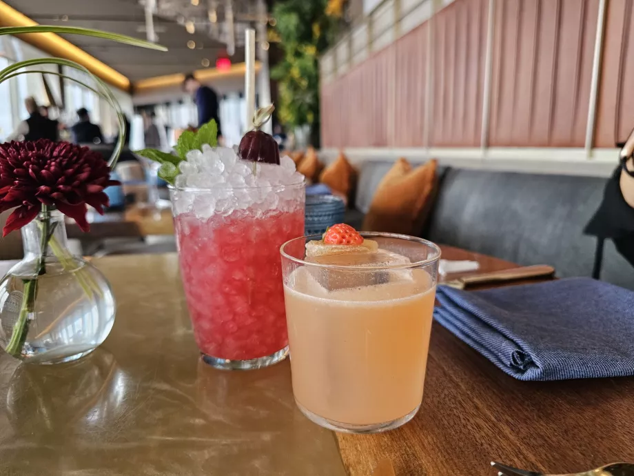 Cocktail al ristorante Peak