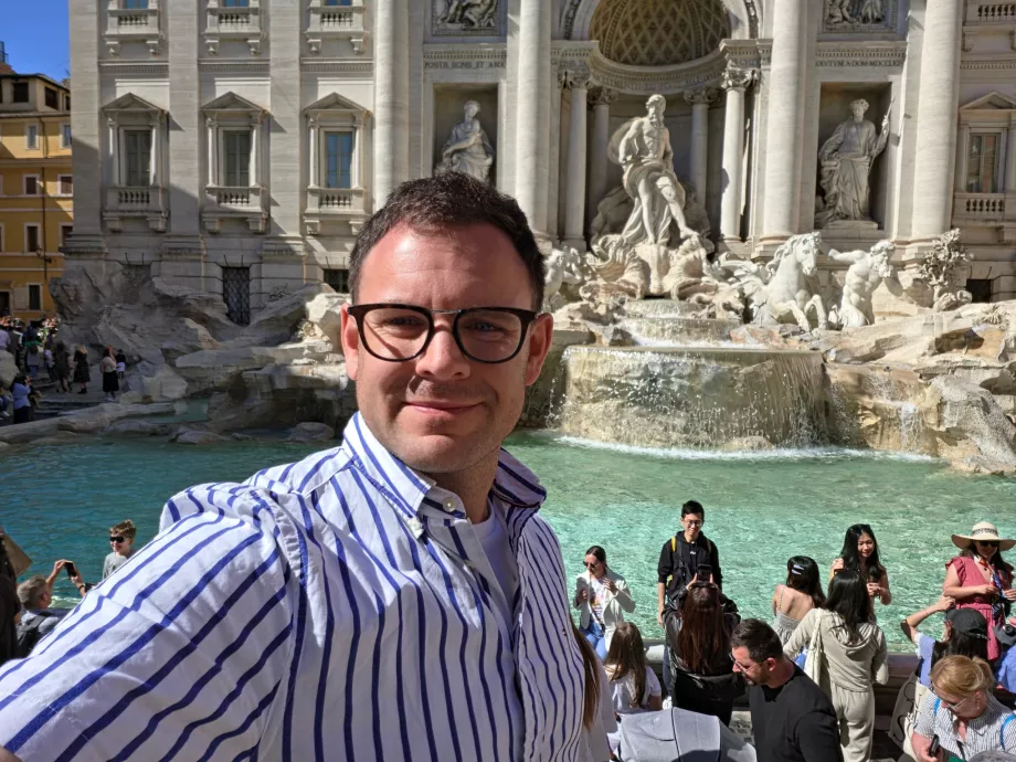 Io alla Fontana di Trevi