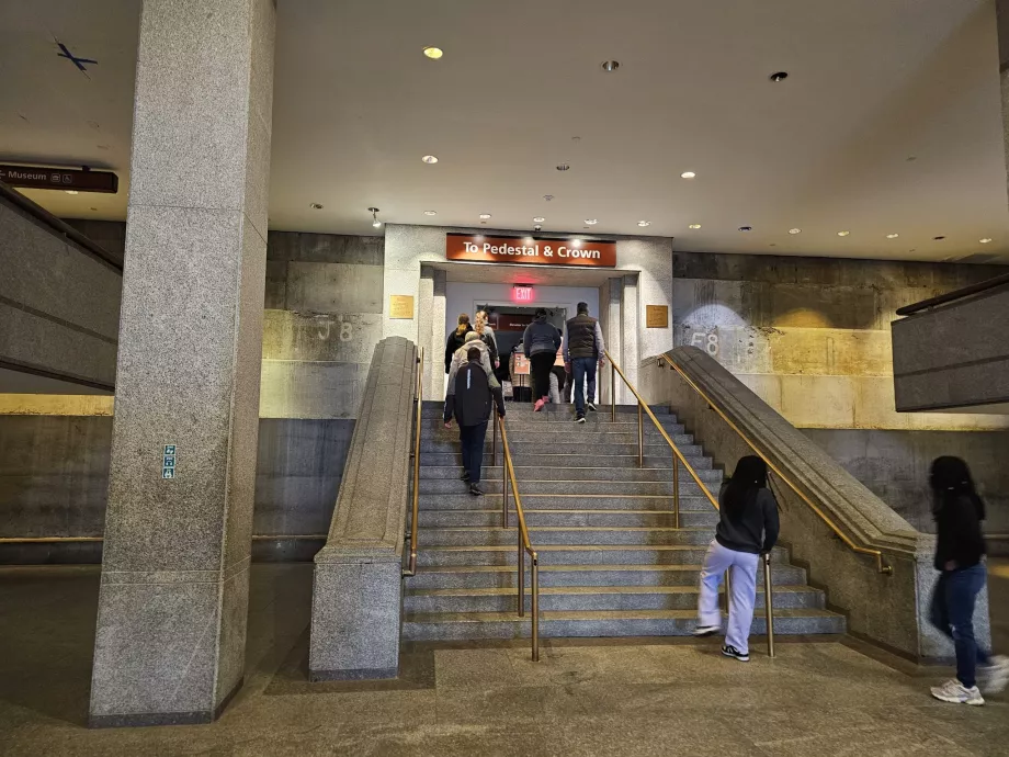 Ingresso al piedistallo