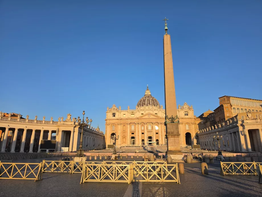 Piazza San Pietro